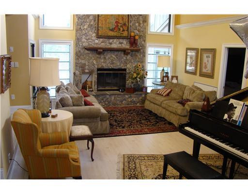1400 Southwest 21st Lane Boca Raton, FL 33486 - Photo 9 of 11 Living Room