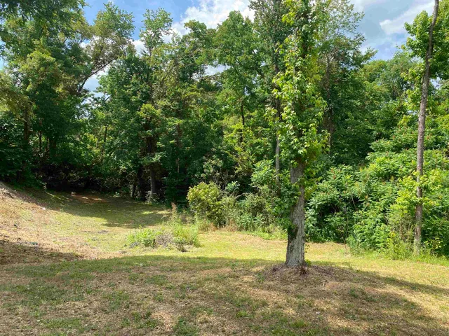 $179,900 | 26280 69th Highway, Adamsville, TN 38310