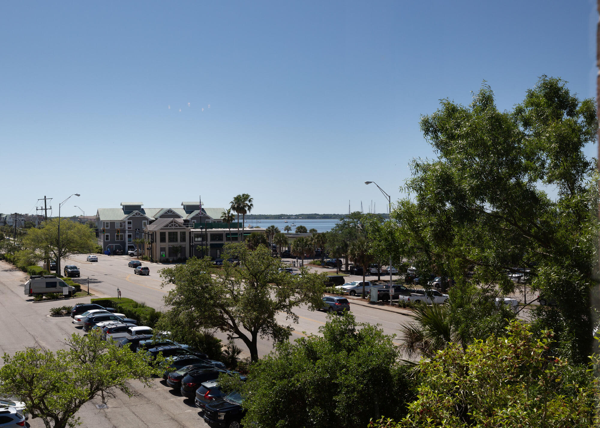 14 Lockwood Drive, Unit 2D Charleston, SC 29401 - Photo 7 of 18 06.5