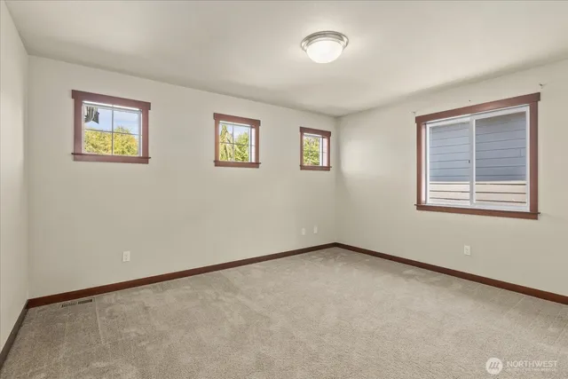 $3,999 | 1508 71st Avenue Southeast, Lake Stevens, WA 98258