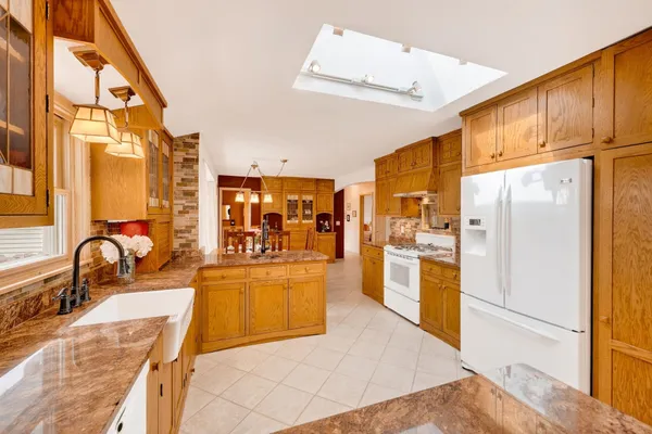 $615,000 | 3506 Greendale Court, Janesville, WI 53546