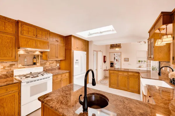 $615,000 | 3506 Greendale Court, Janesville, WI 53546