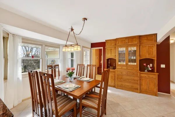 $615,000 | 3506 Greendale Court, Janesville, WI 53546