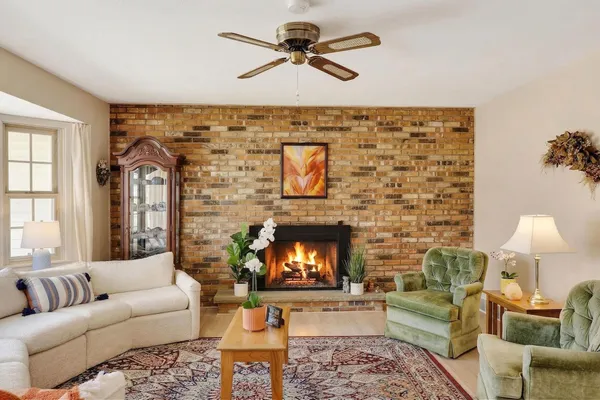 $615,000 | 3506 Greendale Court, Janesville, WI 53546