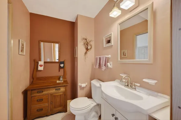 $615,000 | 3506 Greendale Court, Janesville, WI 53546