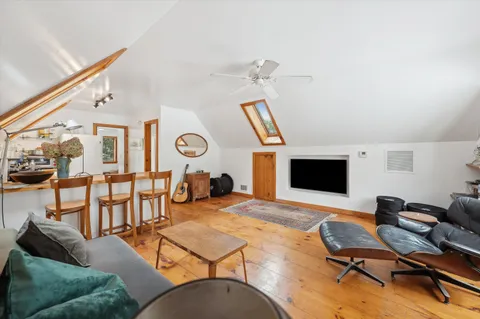 $1,750,000 | 72 South South Ferry Road, Shelter Island, NY 11964