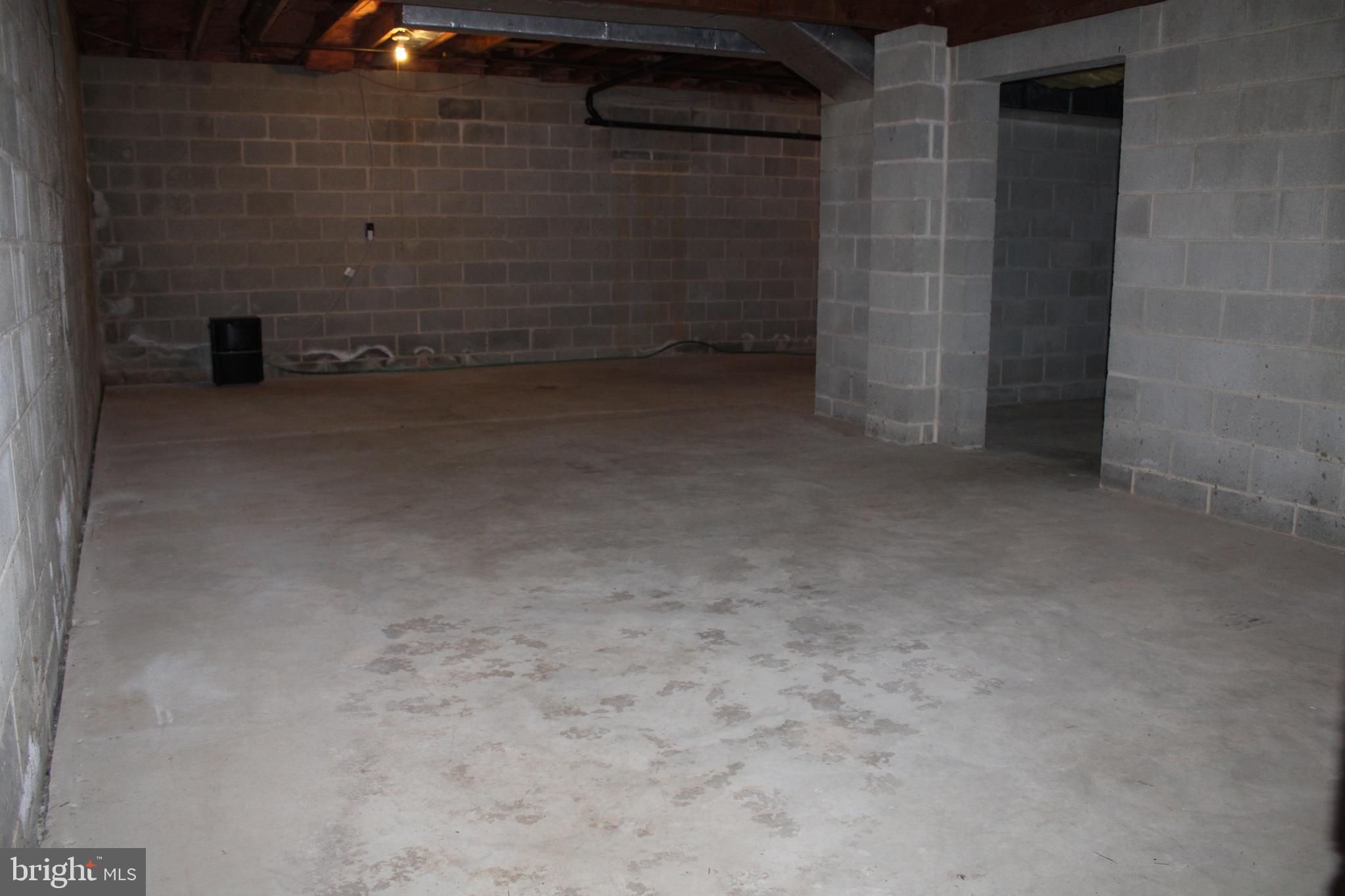 2485 Joppa Road York, PA 17403 - Photo 3 of 14 a view of a small room