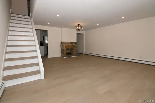 $775,000 | 15 Bond Lane, Hicksville, NY 11801