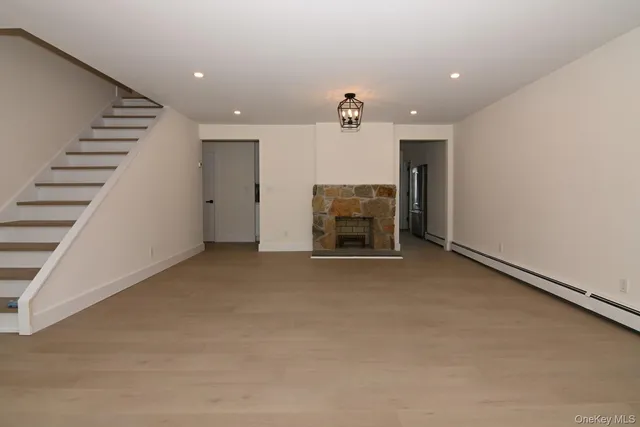 $775,000 | 15 Bond Lane, Hicksville, NY 11801