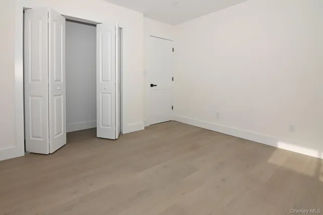 $775,000 | 15 Bond Lane, Hicksville, NY 11801