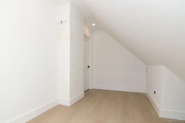 $775,000 | 15 Bond Lane, Hicksville, NY 11801