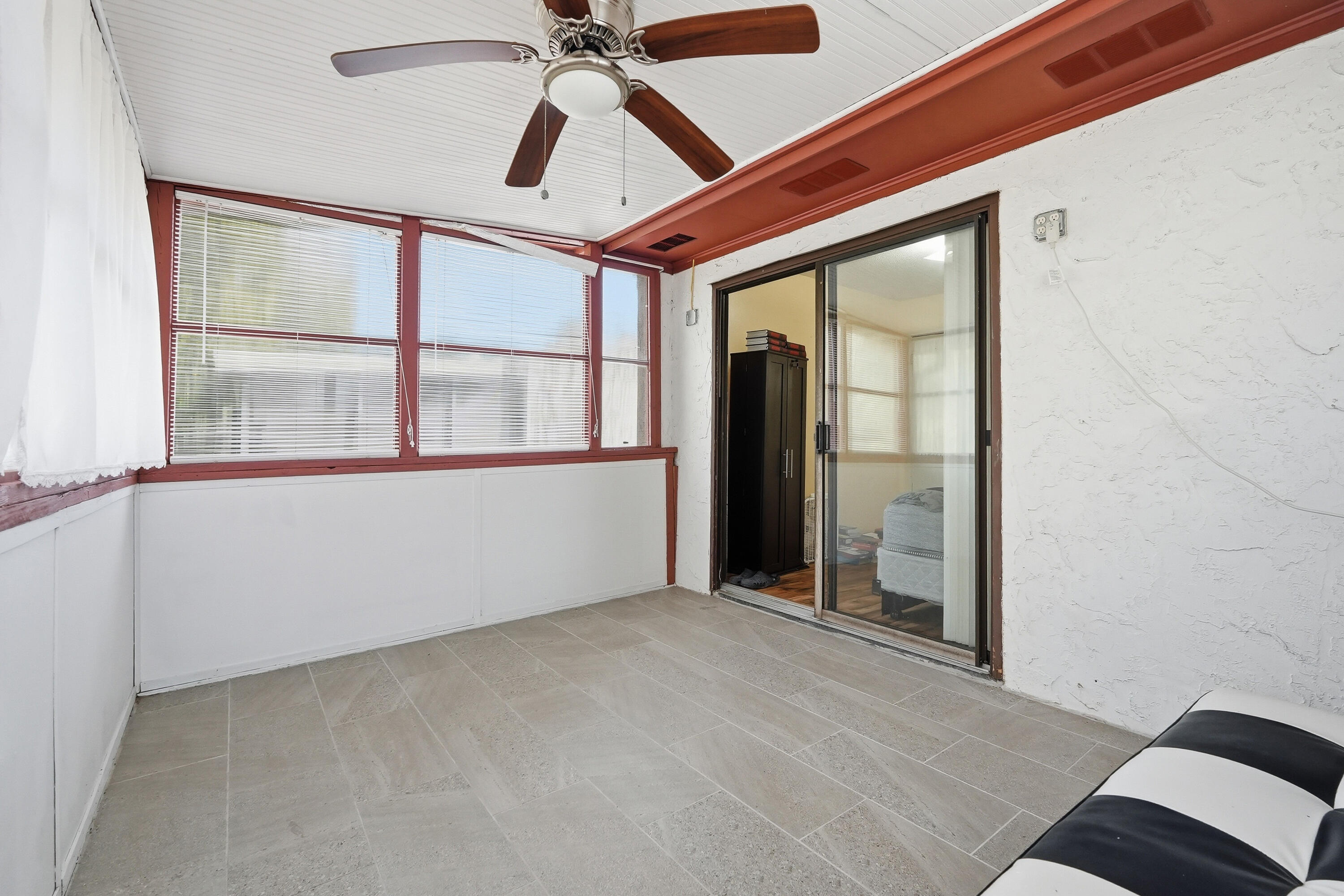 41 12th Street, Unit 68 Shalimar, FL 32579 - Photo 24 of 32 a view of an empty room with a window