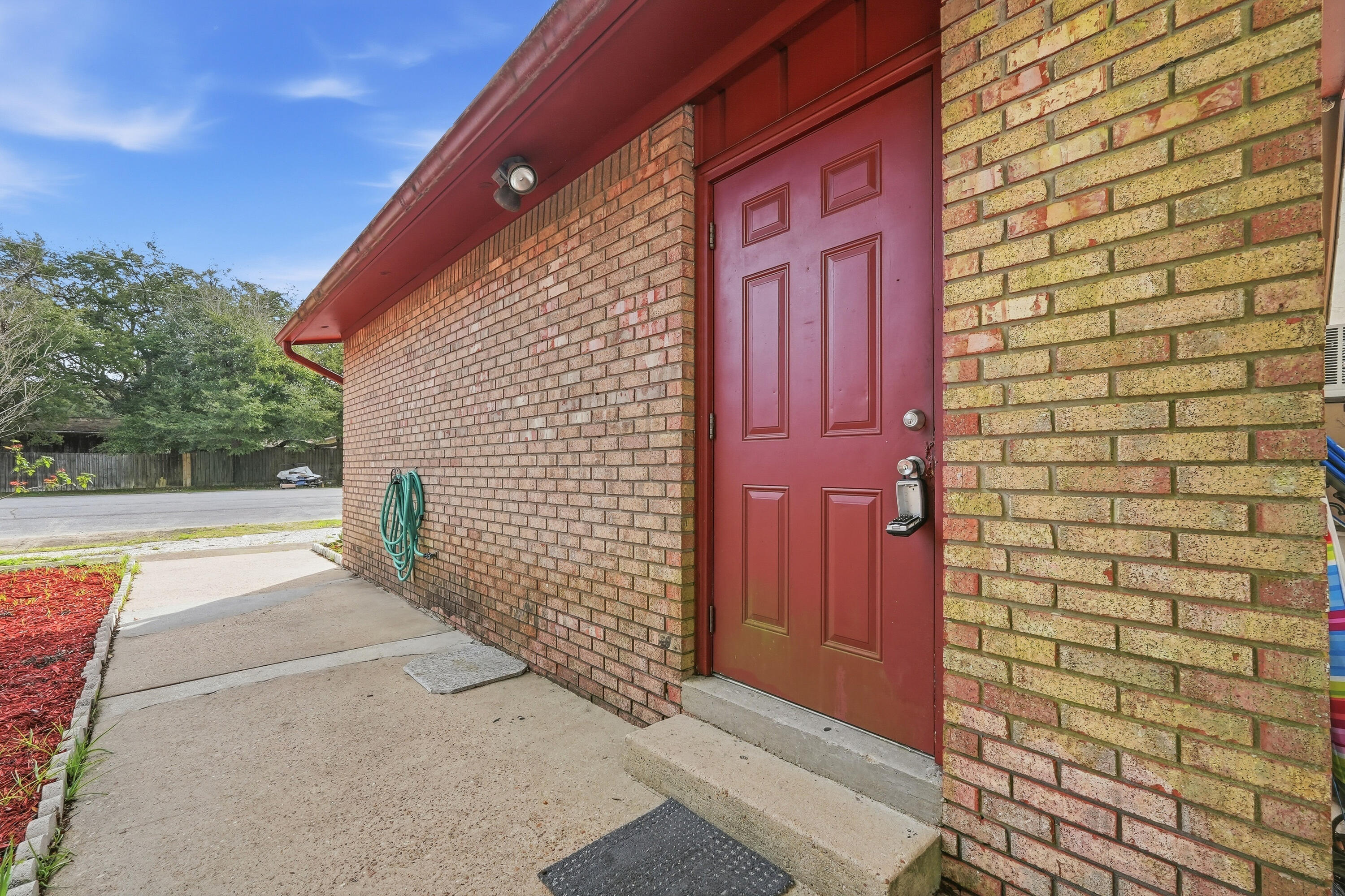 41 12th Street, Unit 68 Shalimar, FL 32579 - Photo 25 of 32 a view of front door of house