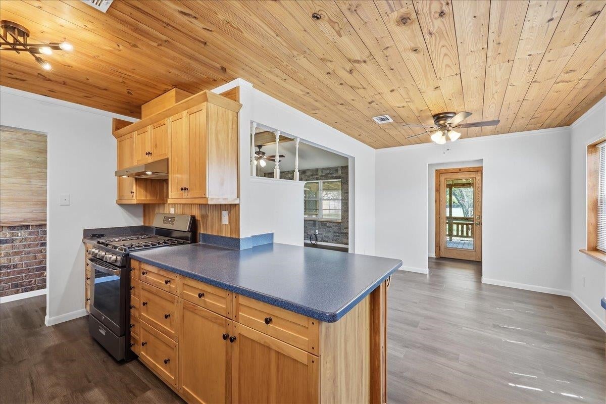 4225 McLean Road Baytown, TX 77521 - Photo 15 of 35 Gallery Image 15