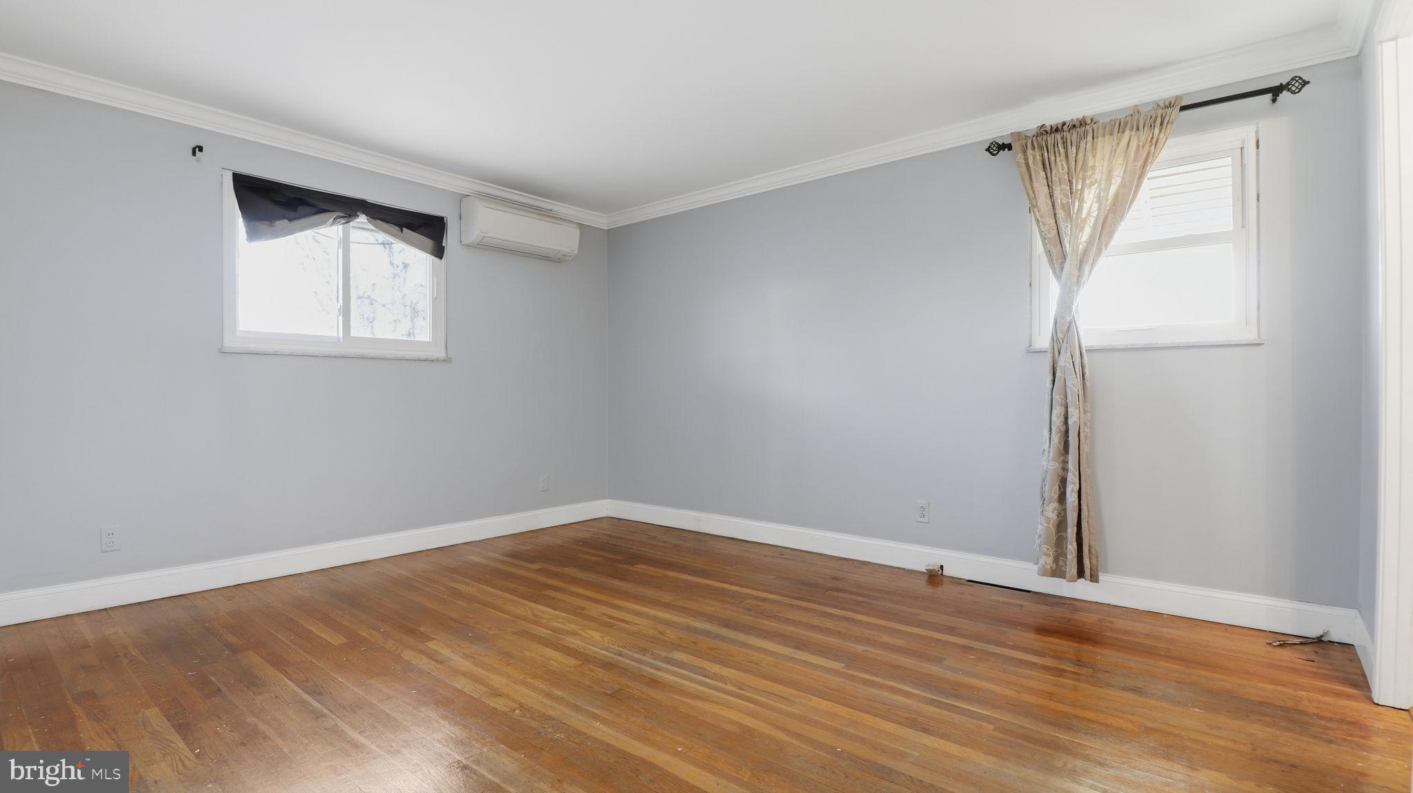 1703 Tioga Road Fort Washington, MD 20744 - Photo 35 of 57 Spacious room with natural light and charm.