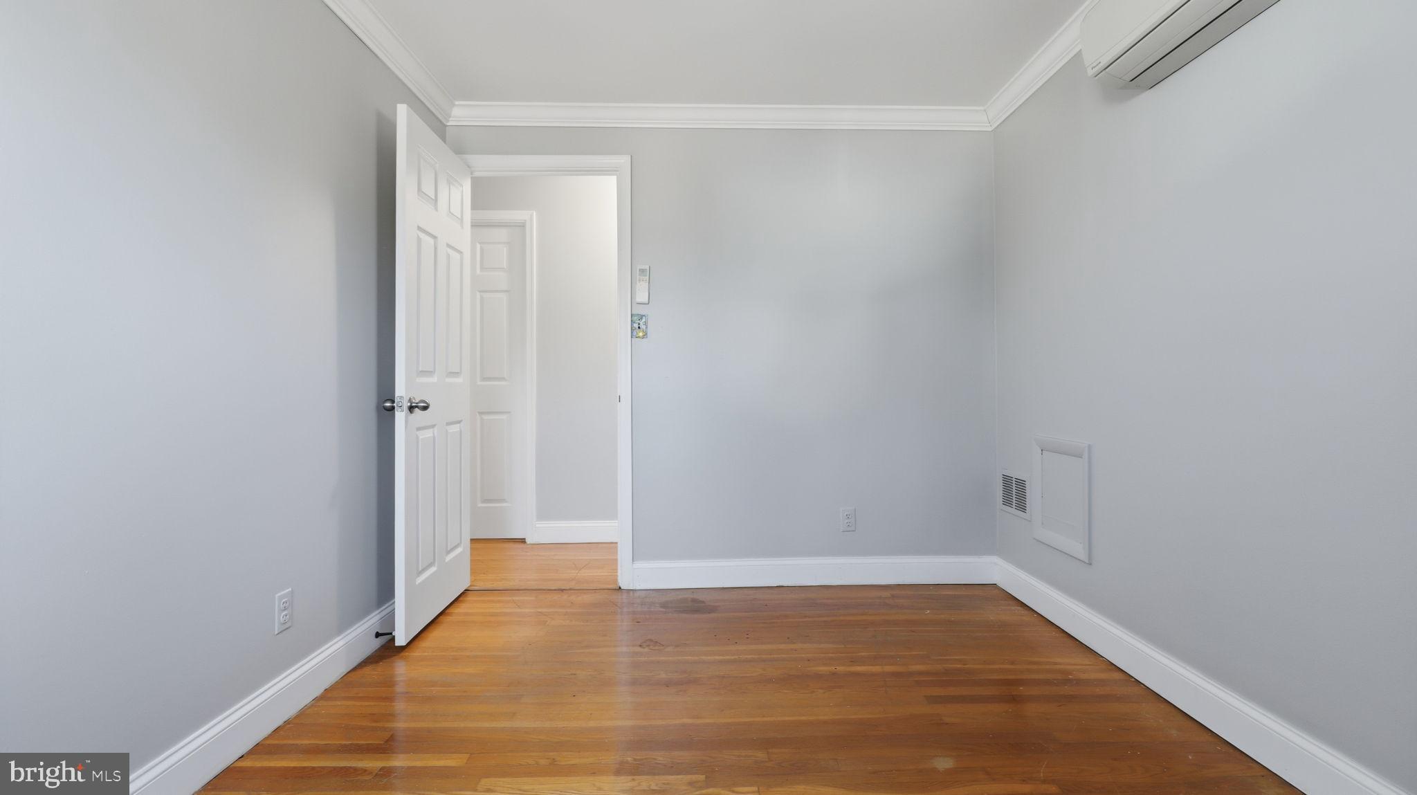 1703 Tioga Road Fort Washington, MD 20744 - Photo 38 of 57 Bright and airy space with modern finishes.