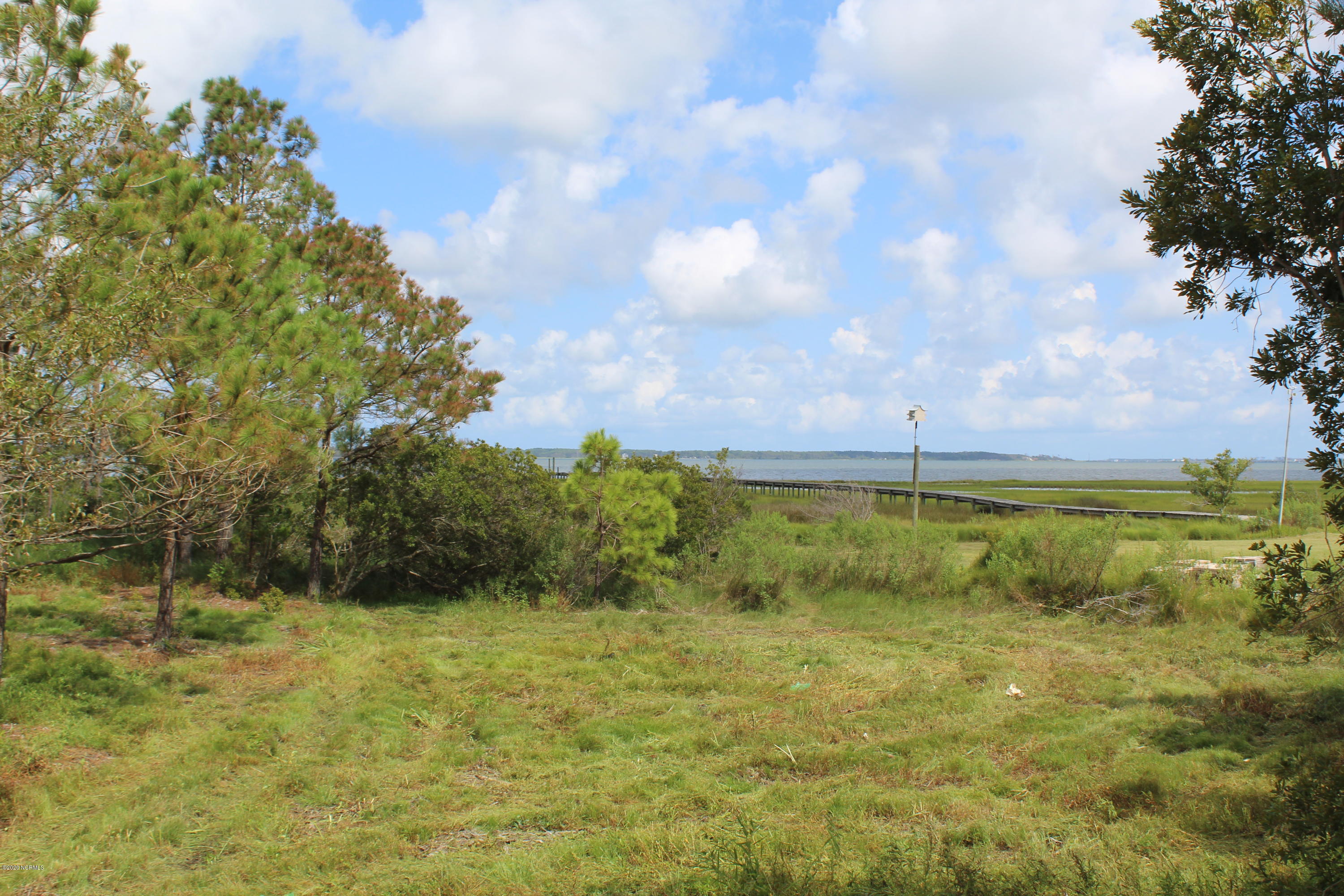 406 Perkins Road Beaufort, NC 28516 - Photo 6 of 12 IMG_1481