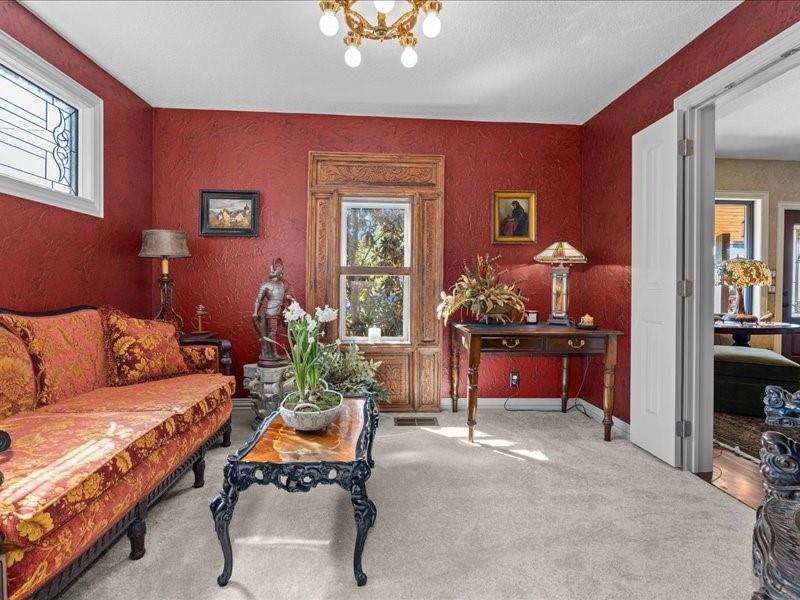 1847 Highway 19 Emory, TX 75440 - Photo 12 of 40 a living room with furniture