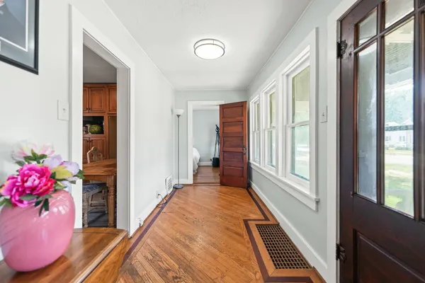 $409,900 | 637-639 East Wilson Street, Batavia, IL 60510