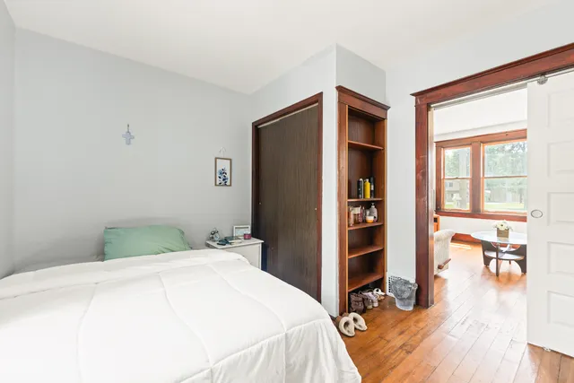 $409,900 | 637-639 East Wilson Street, Batavia, IL 60510