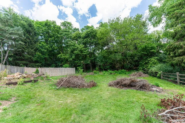 $409,900 | 637-639 East Wilson Street, Batavia, IL 60510