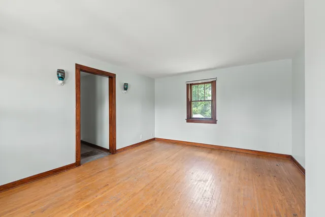 $409,900 | 637-639 East Wilson Street, Batavia, IL 60510