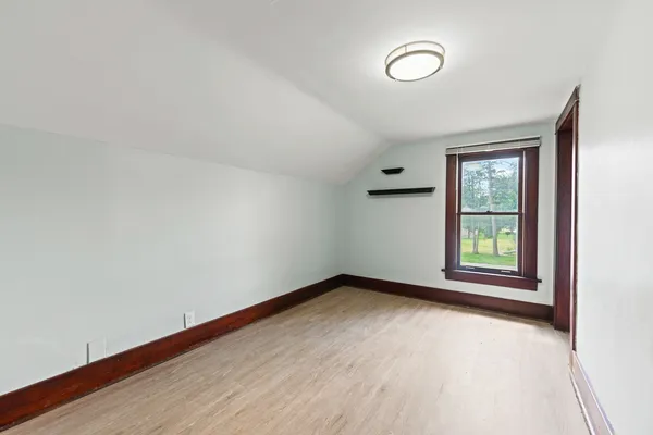 $409,900 | 637-639 East Wilson Street, Batavia, IL 60510