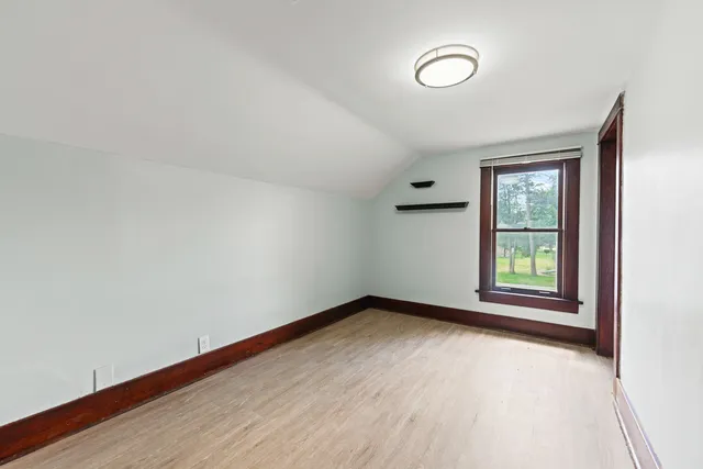 $409,900 | 637-639 East Wilson Street, Batavia, IL 60510