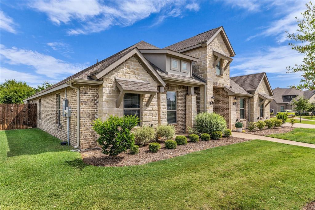 1317 Ridgeview Drive Hewitt, TX 76643 - Photo 3 of 38 Gallery Image 3
