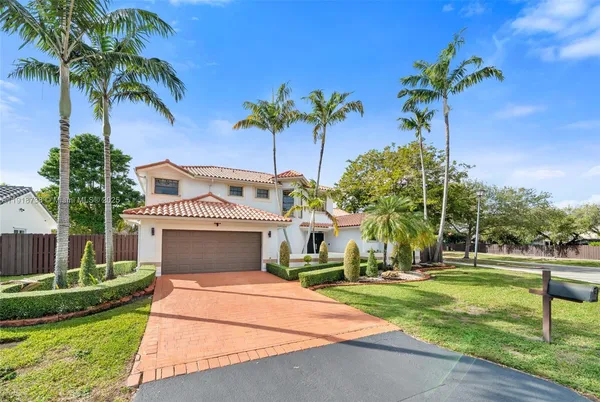 $10,000 | 5424 Southwest 154th Place, Unit 5424, Miami, FL 33185