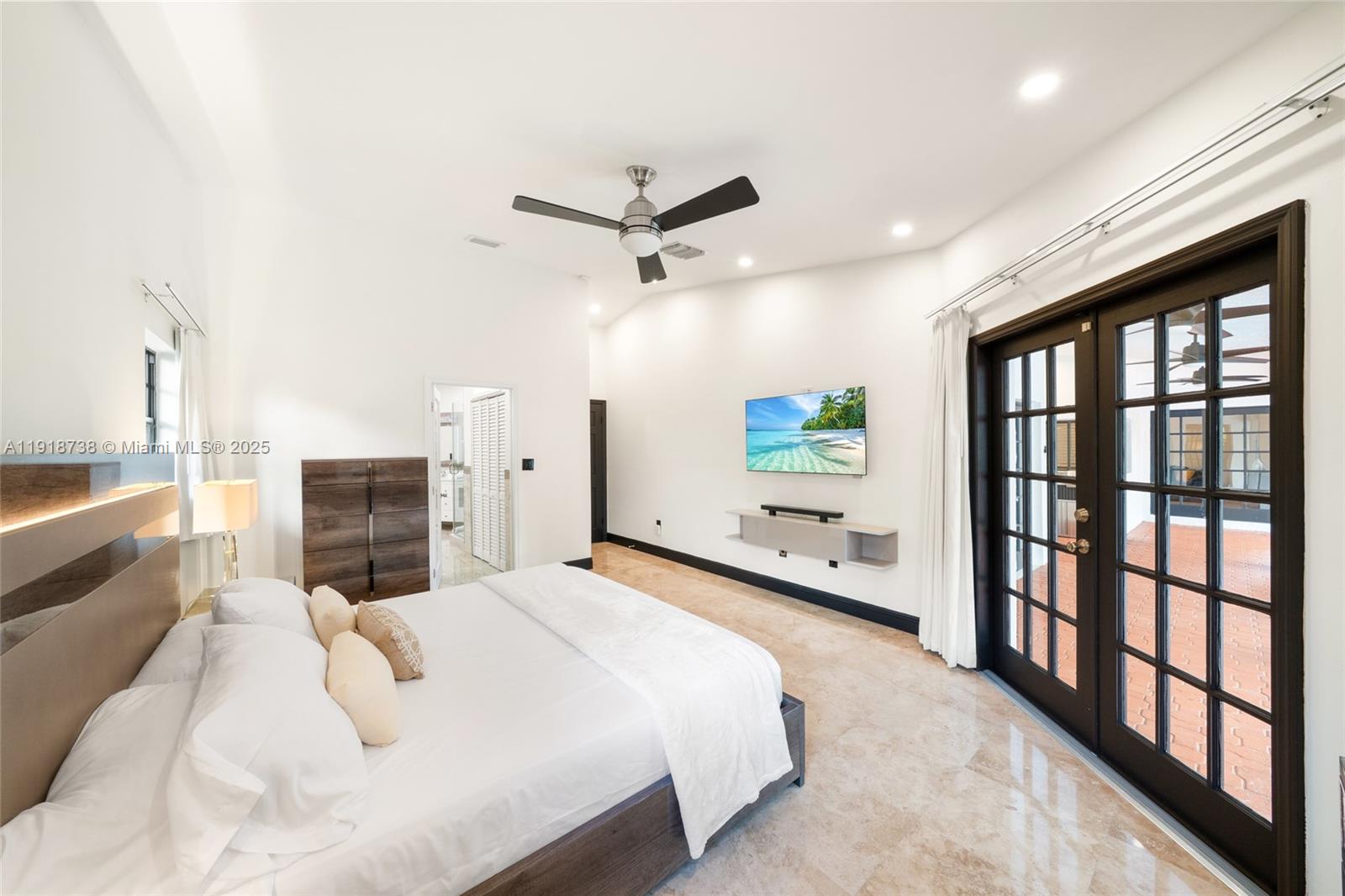 5424 Southwest 154th Place, Unit 5424 Miami, FL 33185 - Photo 21 of 52 Master Suite