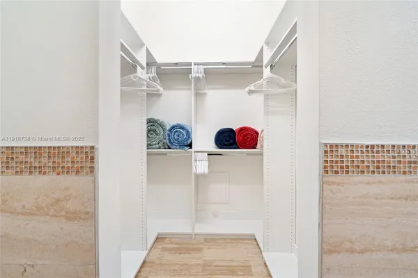 $10,000 | 5424 Southwest 154th Place, Unit 5424, Miami, FL 33185