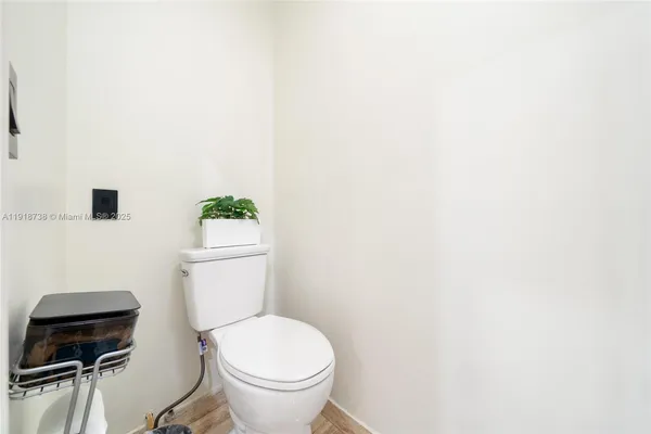 $10,000 | 5424 Southwest 154th Place, Unit 5424, Miami, FL 33185