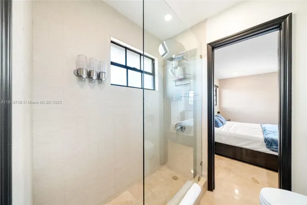 $10,000 | 5424 Southwest 154th Place, Unit 5424, Miami, FL 33185