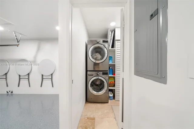 $2,500 | 5424 Southwest 154th Place, Unit 5424, Miami, FL 33185