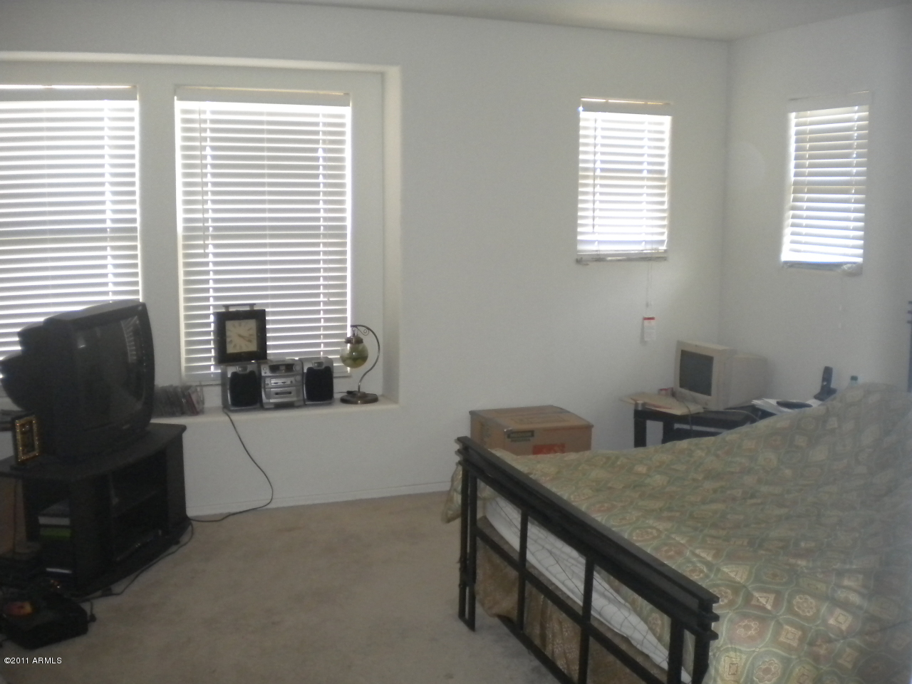 3875 East Kent Avenue Gilbert, AZ 85296 - Photo 5 of 7 Master bedroom
