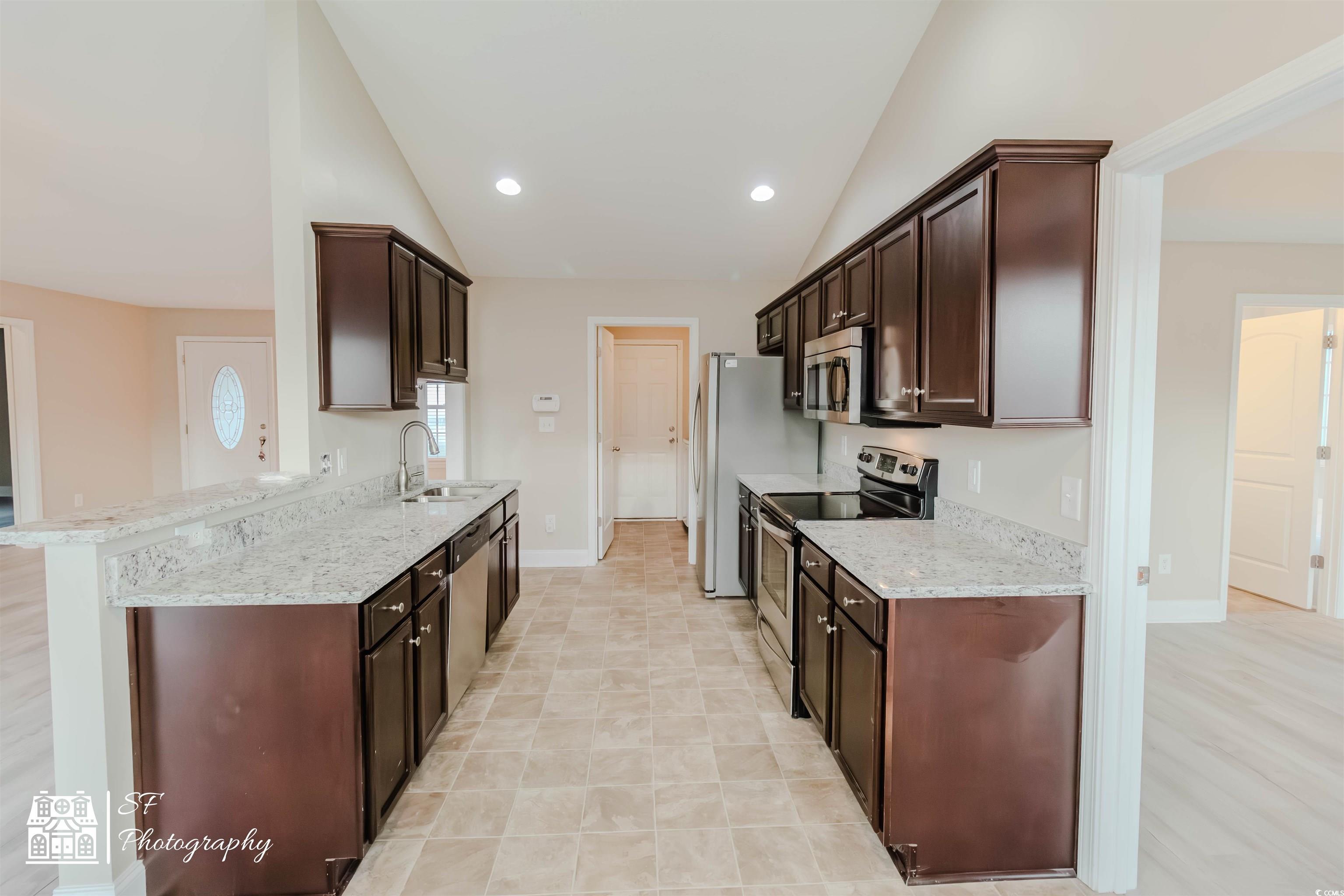 246 Macarthur Drive Conway, SC 29527 - Photo 11 of 28