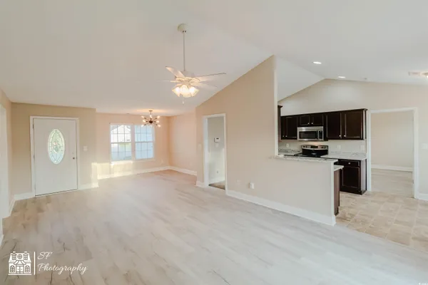 $1,950 | 246 Macarthur Drive, Conway, SC 29527