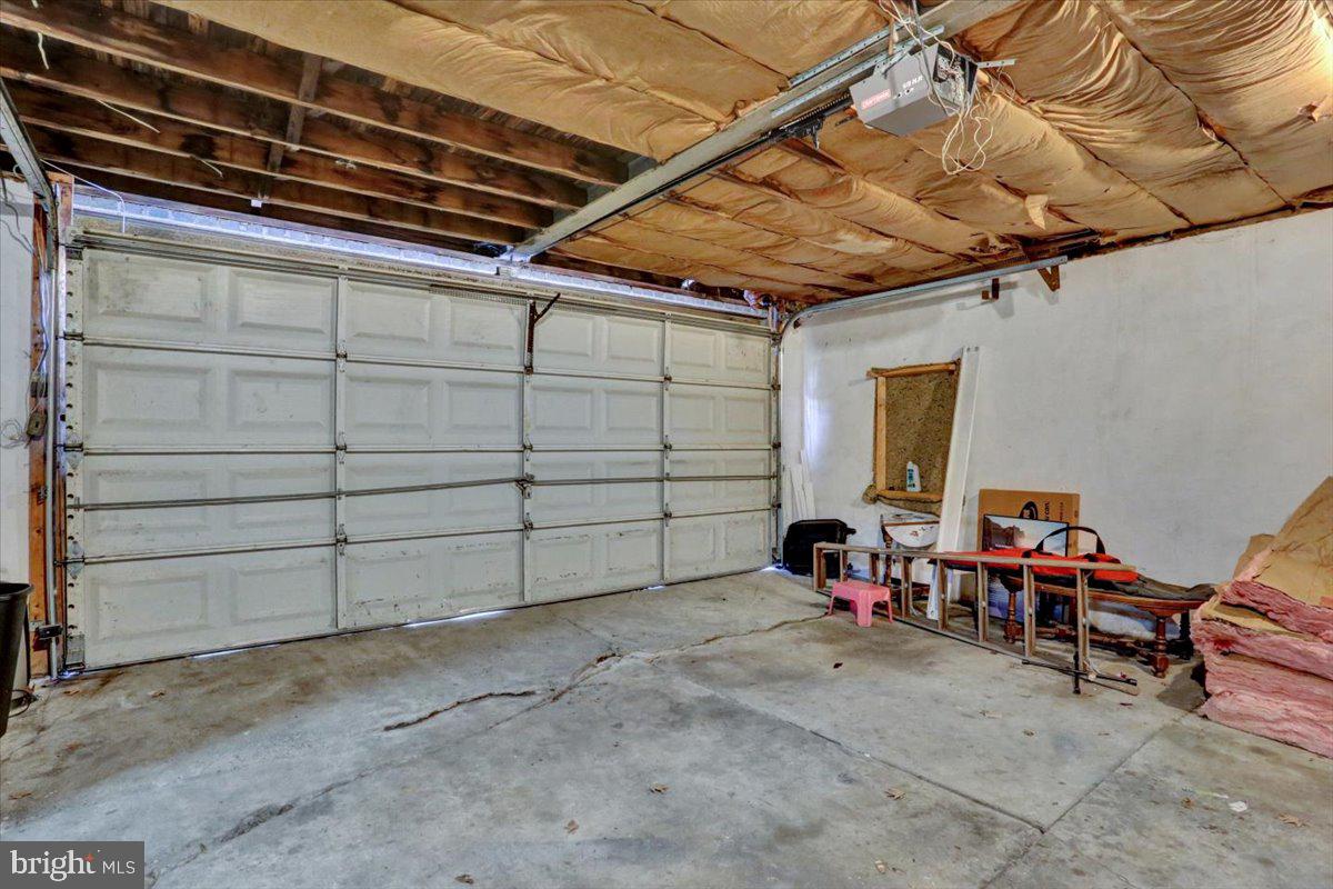 321 Pershing Boulevard Reading, PA 19607 - Photo 34 of 36 a view of a big room with garage