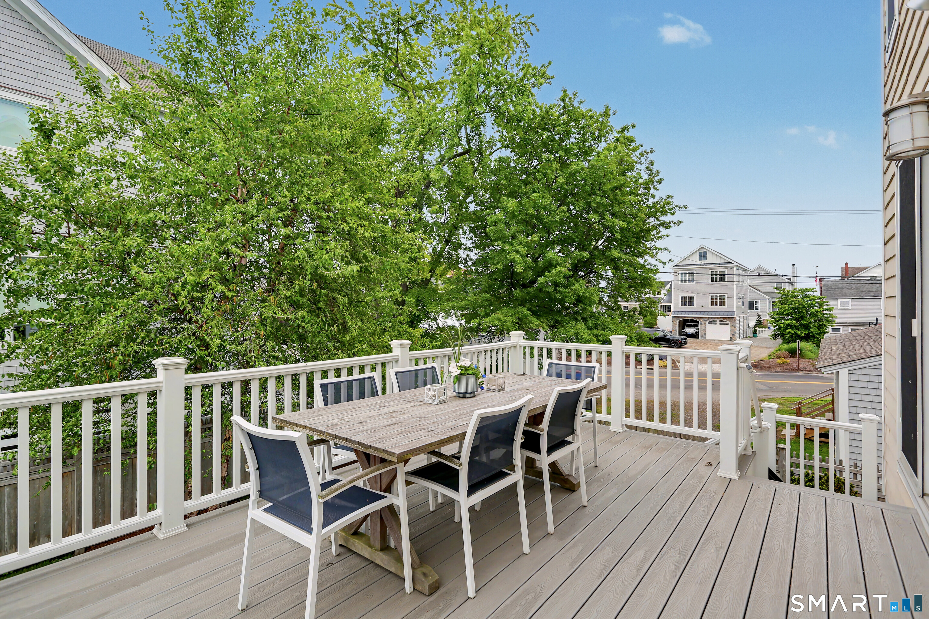 787 Rowland Road Fairfield, CT 06824 - Photo 12 of 35