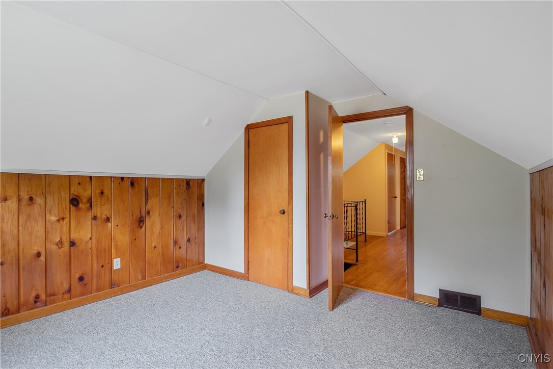 112 Vanida Drive Camillus, NY 13031 - Photo 23 of 37