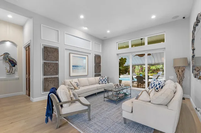 $1,899,900 | 19060 Southeast Kokomo Lane, Jupiter, FL 33458