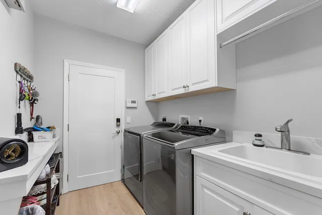 $1,899,900 | 19060 Southeast Kokomo Lane, Jupiter, FL 33458