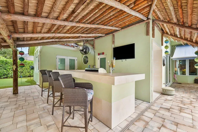 $1,899,900 | 19060 Southeast Kokomo Lane, Jupiter, FL 33458