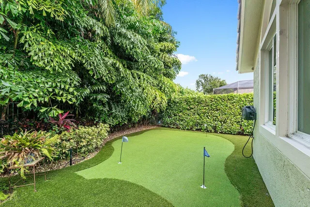 $1,899,900 | 19060 Southeast Kokomo Lane, Jupiter, FL 33458