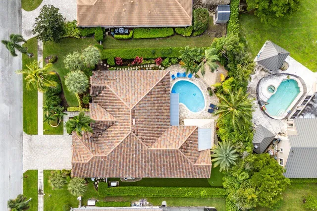 $1,899,900 | 19060 Southeast Kokomo Lane, Jupiter, FL 33458