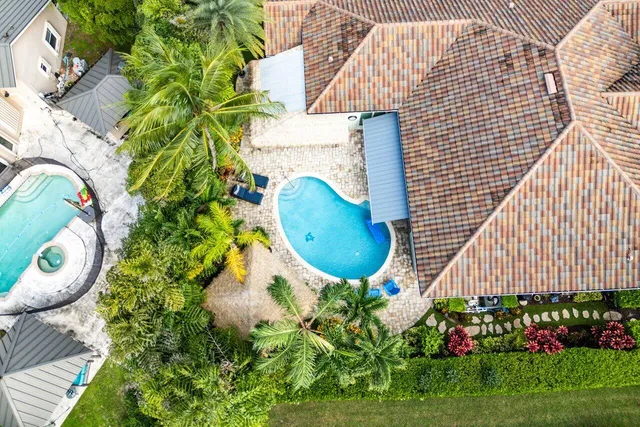 $1,899,900 | 19060 Southeast Kokomo Lane, Jupiter, FL 33458