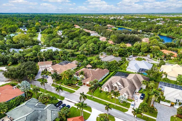 $1,899,900 | 19060 Southeast Kokomo Lane, Jupiter, FL 33458