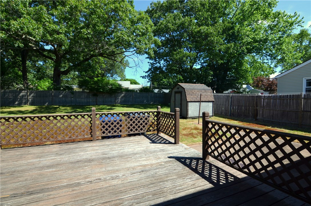 75 Amherst Road Warwick, RI 02889 - Photo 29 of 34