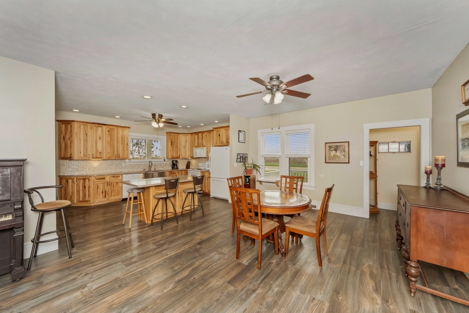 303-2900e County Road Rutland, IL 61358 - Photo 4 of 42